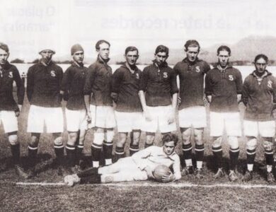 Time do Palestra Itália, atual Cruzeiro, em 1923, antes de jogo contra o Flamengo