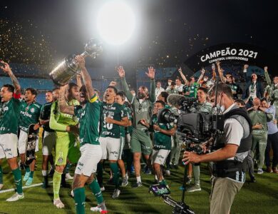 Estádio Centenário, em Montevidéu, durante final da Copa Libertadores.